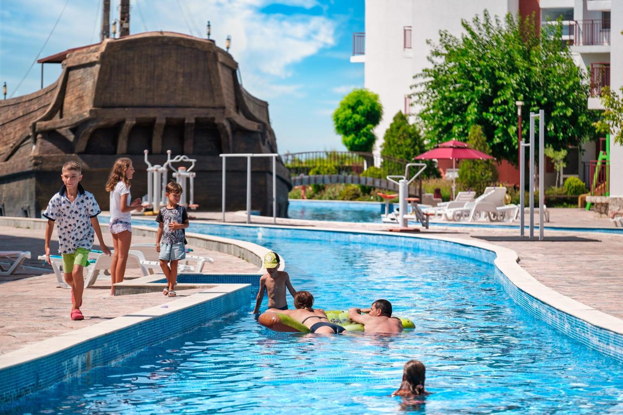 Privilege Fort Beach Apartments Sveti Vlas Exterior foto