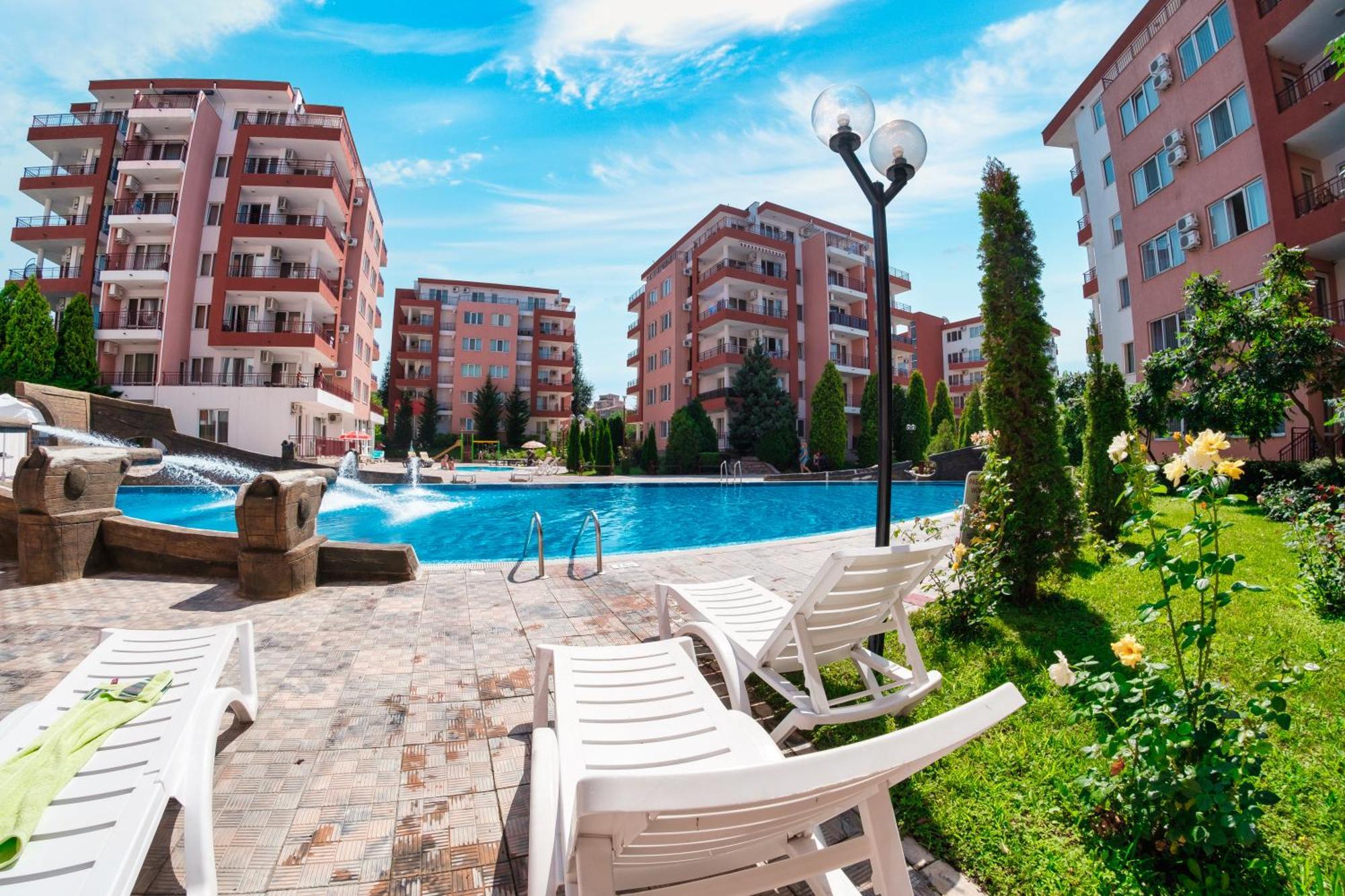 Privilege Fort Beach Apartments Sveti Vlas Exterior foto