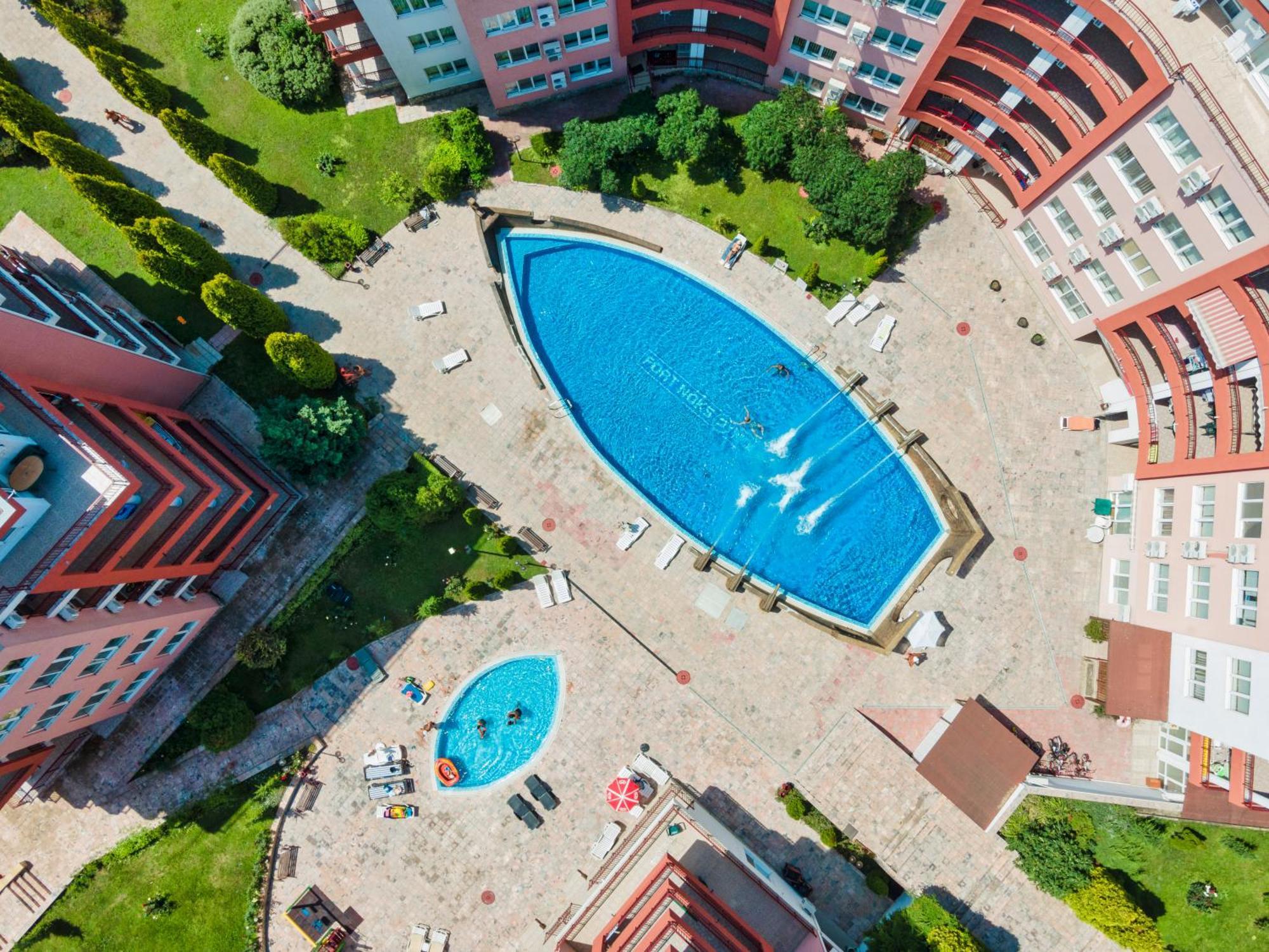 Privilege Fort Beach Apartments Sveti Vlas Exterior foto